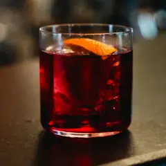 Najlepsze drink bary w Poznaniu: Gdzie znaleźć wyjątkowe koktajle