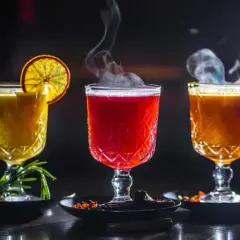 Najlepsze przepisy na drink z wódki żurawinowej, które musisz spróbować