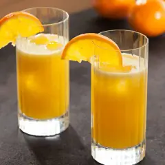 Szybki przepis na pyszny drink cytrusowy w Thermomixie, który zaskoczy gości