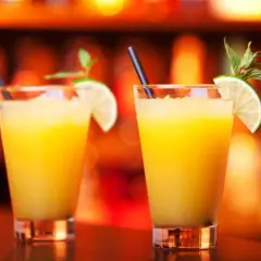 Najlepsze drinki z sokiem pomarańczowym, które musisz spróbować