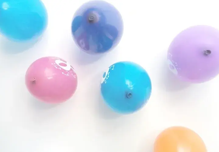 Jak zawiesić balony bez helu - proste metody na udaną dekorację