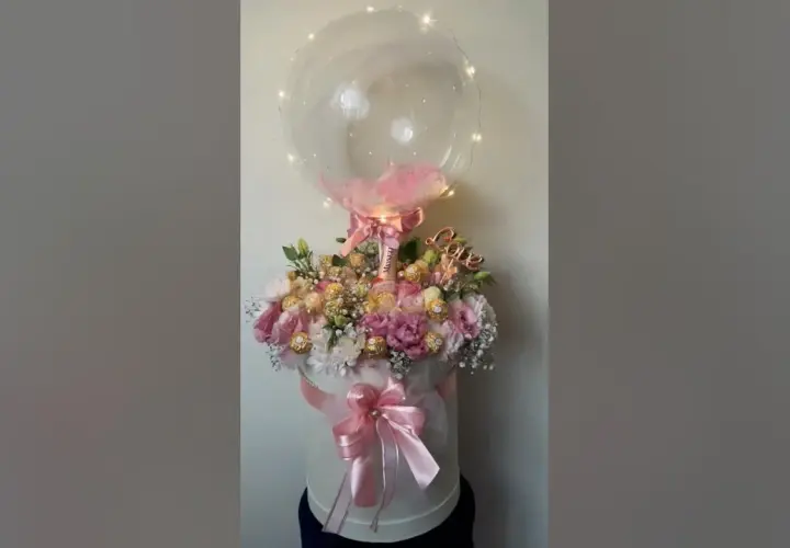 Jak zrobić flower box z balonem? Proste sposoby na wyjątkowy prezent