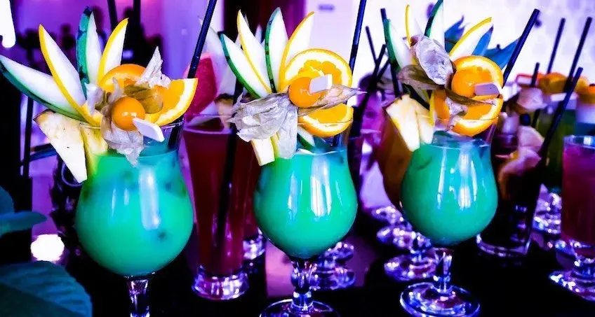 Jak przygotować pyszny drink z Żabki - przepis i składniki