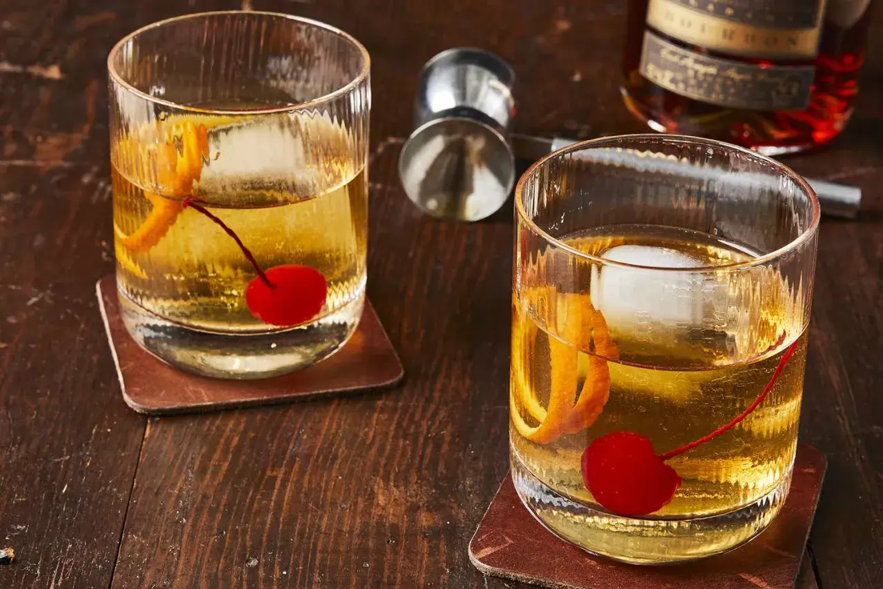 Składniki do drinka old fashioned – poznaj tajemnice klasycznego koktajlu