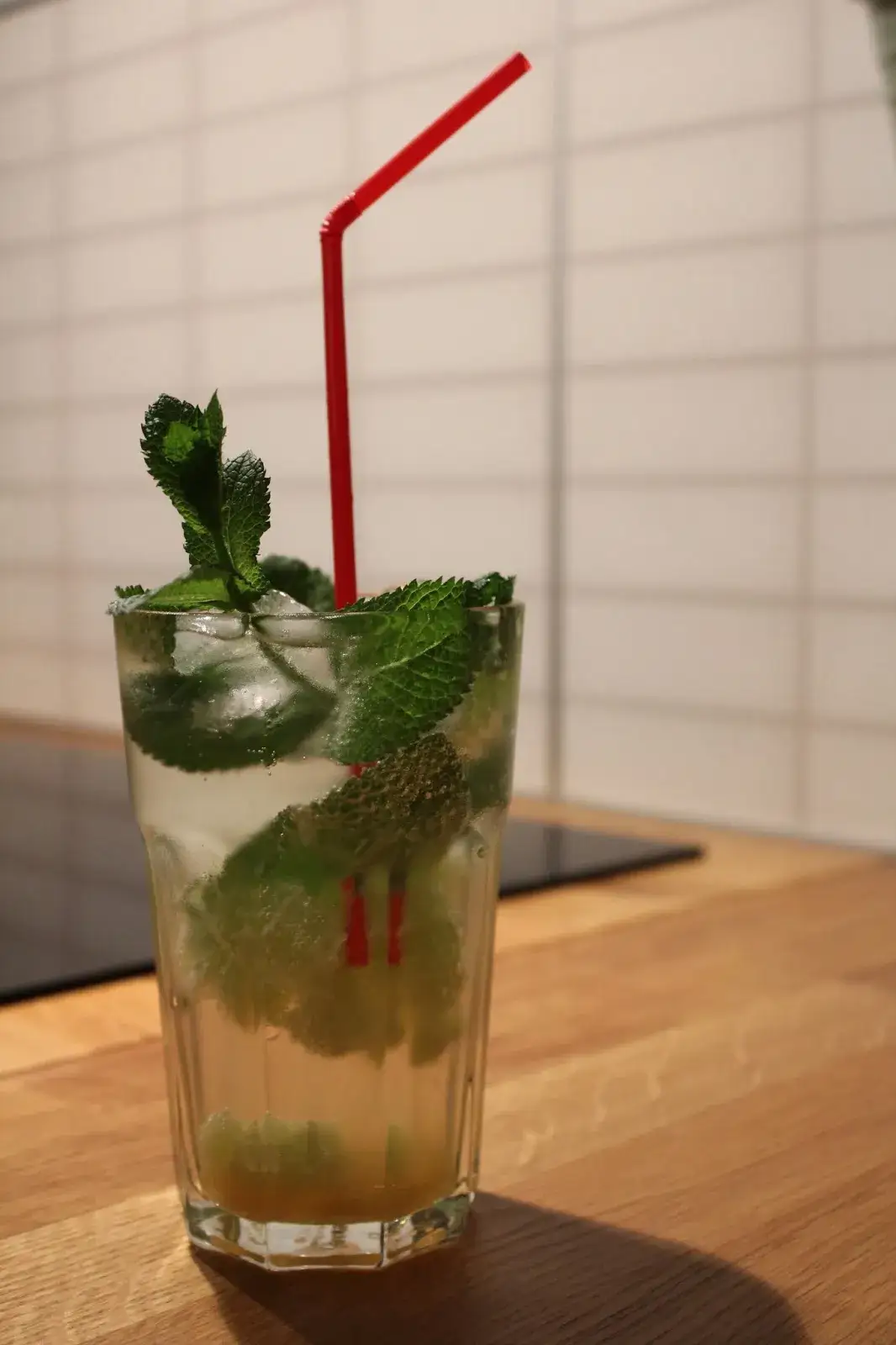 Zdjęcie Jak przygotować pyszny drink ze spirytusem - proste przepisy i porady