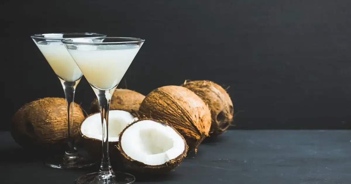 Zdjęcie Najlepsze drinki z Malibu: Przepisy na orzeźwiające koktajle