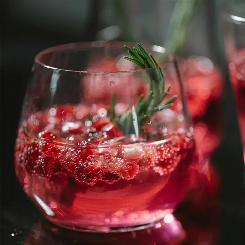 Zdjęcie Najlepsze drinki z czerwonego wina – proste przepisy i porady dla każdego