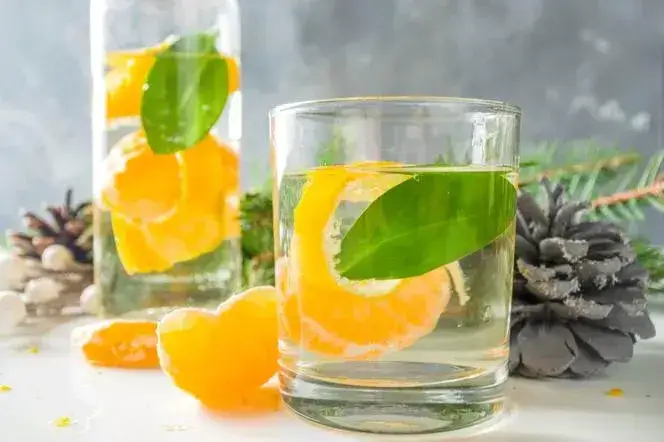 Zdjęcie Pyszne drinki z prosecco i ginem, które zachwycą Twoich gości